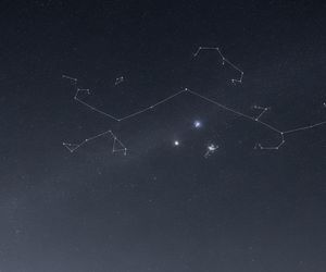 Horoskop tygodniowy 26.10-1.11.2025. Który znak zodiaku czekają najważniejsze zmiany?