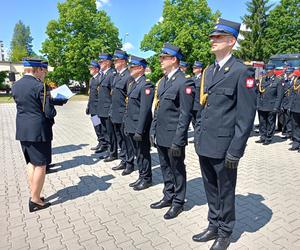 Akty nadania wyższych stopni służbowych odebrało w tym roku 21 strażaków z Komendy Miejskiej PSP w Siedlcach