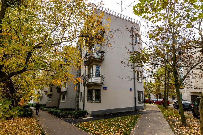 Blok przy ul. Słonecznej 50 w Warszawie