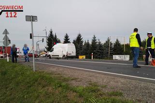 Poważny wypadek z udziałem wozu strażackiego na DK44 w gminie Oświęcim [ZDJĘCIA]