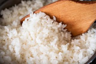 Jak odgrzać ryż? 