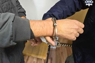 Groził, że wysadzi dom w powietrze, jeśli nie dostanie pieniędzy