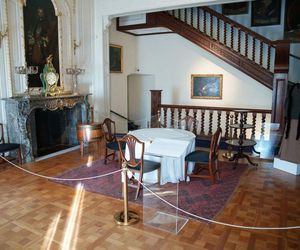 Wersal województwa łódzkiego. W tej barokowej rezydencji kręcono Akademię Pana Kleksa