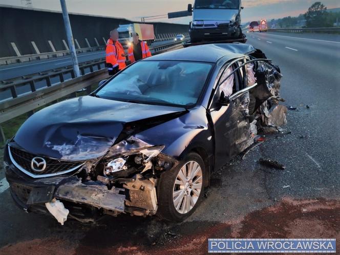 W nocy jechał autostradą bez świateł i pod prąd