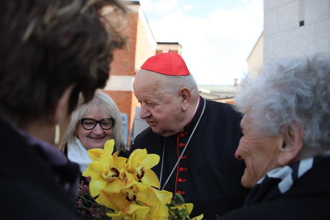  Archidiecezja Krakowska Biuro Prasowe Diecezjalne obchody jubileuszu 25 - lecia biskupstwa kard. Stanisława Dziwisza w Sanktuarium św. Jana Pawła II w Krakowie 