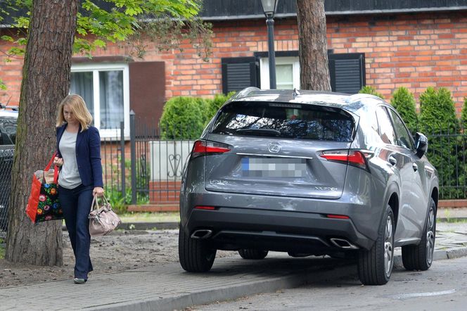 Małgorzata Tusk w wypożyczonym BMW.