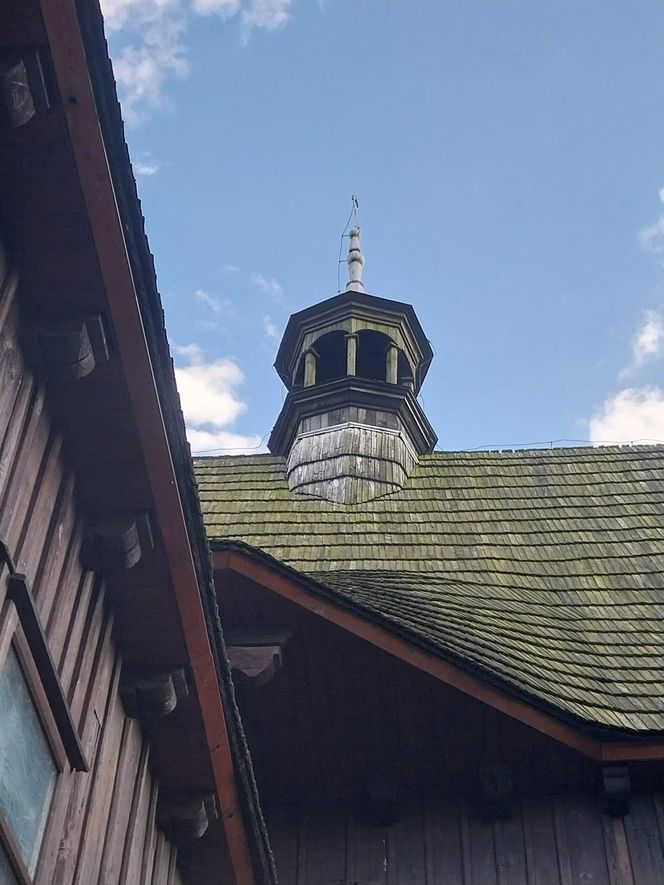 Kościół parafialny pw. Matki Bożej Częstochowskiej w Radkowicach