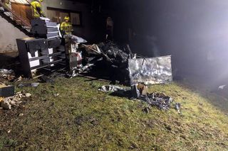 Chciała spalić... koce w grillu. Omal nie spaliła domu