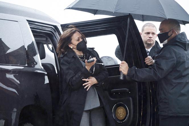 Takim kolosem Kamala Harris jeździ po Warszawie. Pali ponad 20 l na setkę!