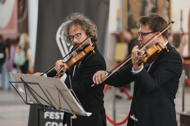 Koncert ku pamięci Pawła Adamowicza. Niezapomniany duet w Bazylice Mariackiej 