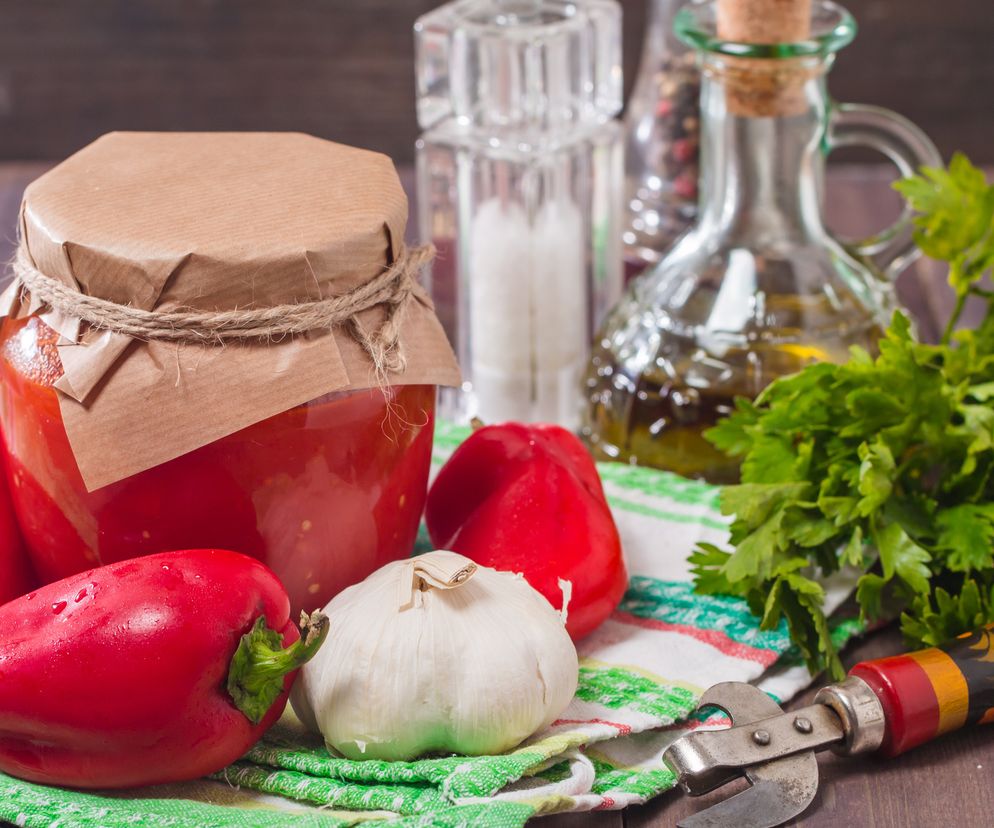 Przepis na paprykę w przecierze pomidorowym