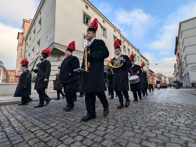 Parada Górnicza przeszła ulicami Tarnowskich Gór