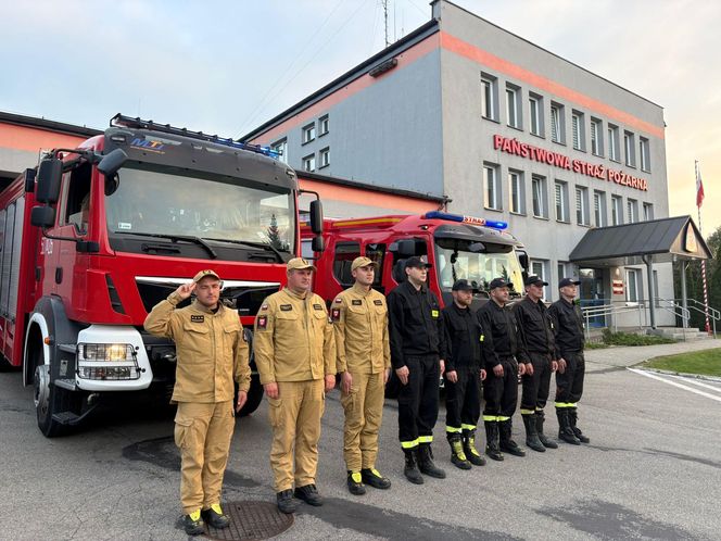 Hołd małopolskich strażaków dla zmarłego kolegi