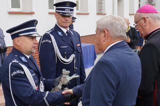 Policjant Marek Cekała zginął na służbie. Po 20 latach od tragedii odsłonięto pamiątkową tablicę [ZDJĘCIA]