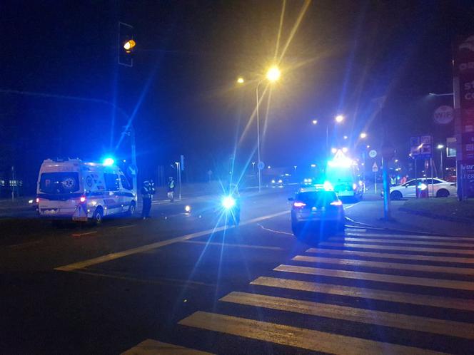 Dwie osoby zginęły w wypadku w Olsztynie. W czwartek 11 listopada na skrzyżowaniu ulic Bałtyckiej i Rybaki zderzyły się audi A6 i A8