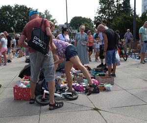 Wyprzedaż garażowa na placu Krakowskim w Gliwicach 