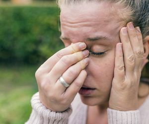 Wydzielina z zatok - jak się jej pozbyć? [domowe sposoby]