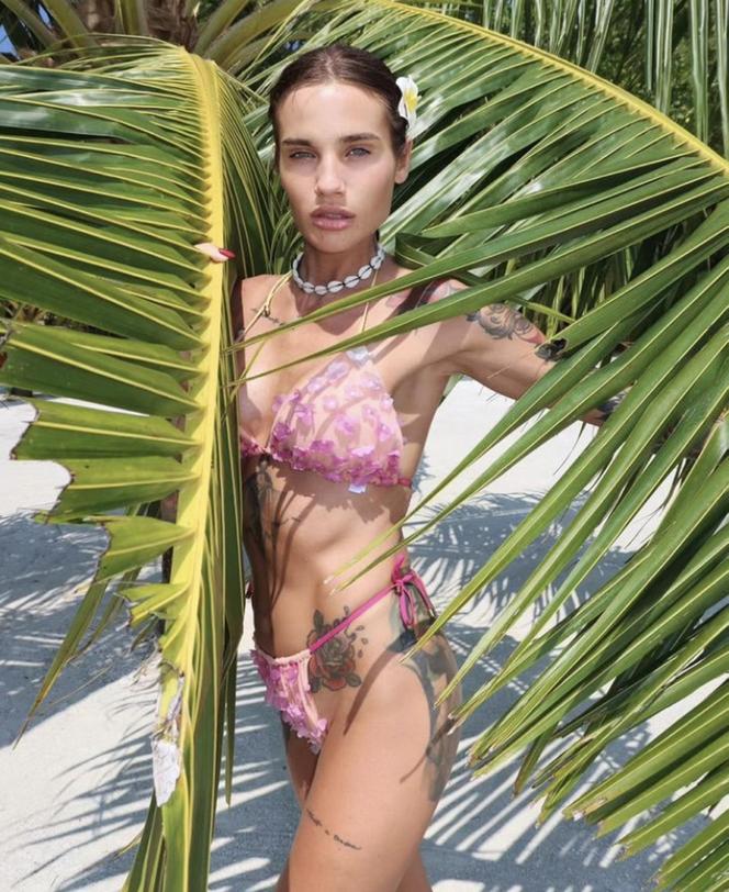 Karolina Gilon w bikini na wakacjach