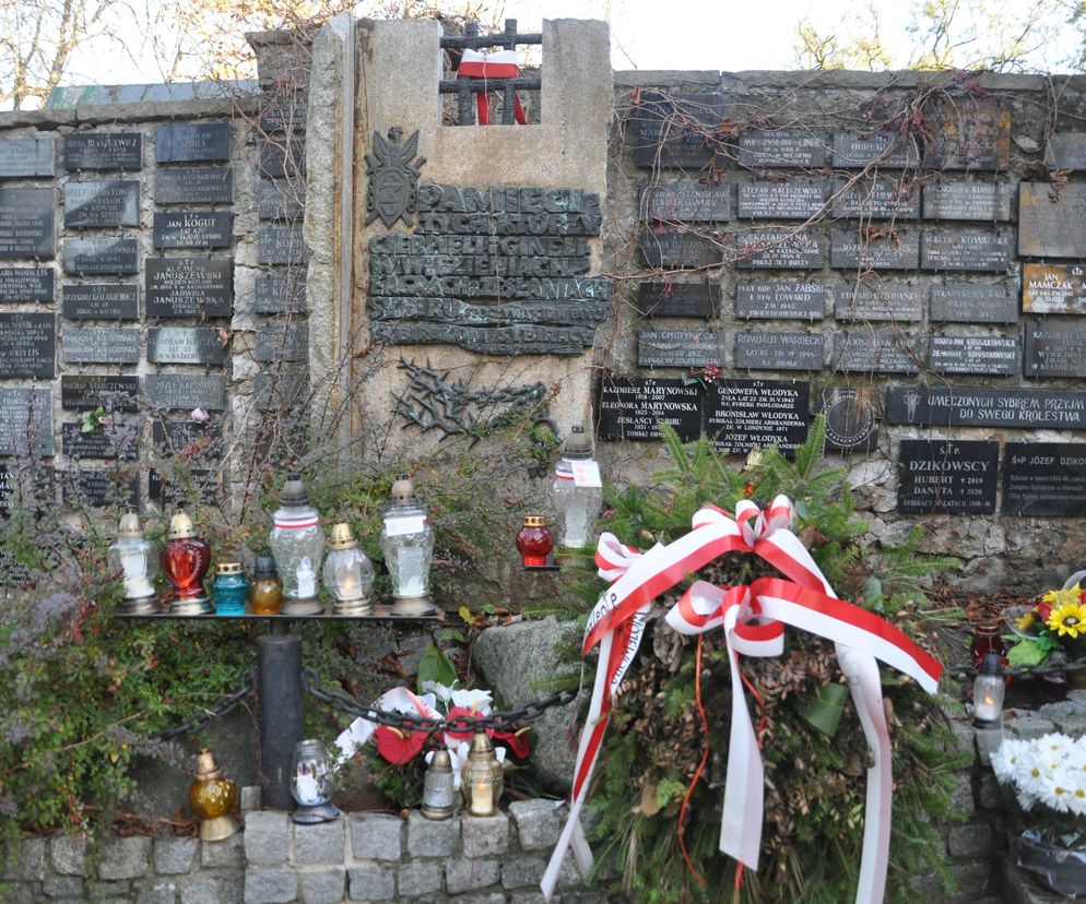 Najstarszy cmentarz w Kielcach mieści się przy ulicy Ściegiennego. Spoczywają tu znane osoby, żołnierze i powstańcy