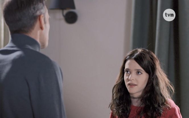 Na Wspólnej odc. 3955: Mariusz Czerski (Mariusz Zaniewski), Amelia (Klementyna Karnkowska)