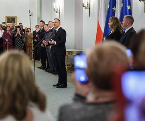 Znany chirurg prof. dr hab. n. med. Kryspin Mitura odebrał z rąk Prezydenta Rzeczypospolitej Polskiej Andrzeja Dudy akt nominacyjny, nadający mu tytuł profesora nauk medycznych i nauk o zdrowiu