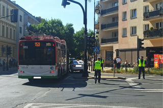 Zderzenie trolejbusu z kierowcą Bolta na jednym z lubelskich skrzyżowań [GALERIA]