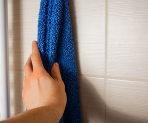 W końcu wyjaśniło się, jak często powinniśmy prać ręczniki. Zdecydowanie częściej niż zwykle. Mikrobiolog wskazał konkretne dni