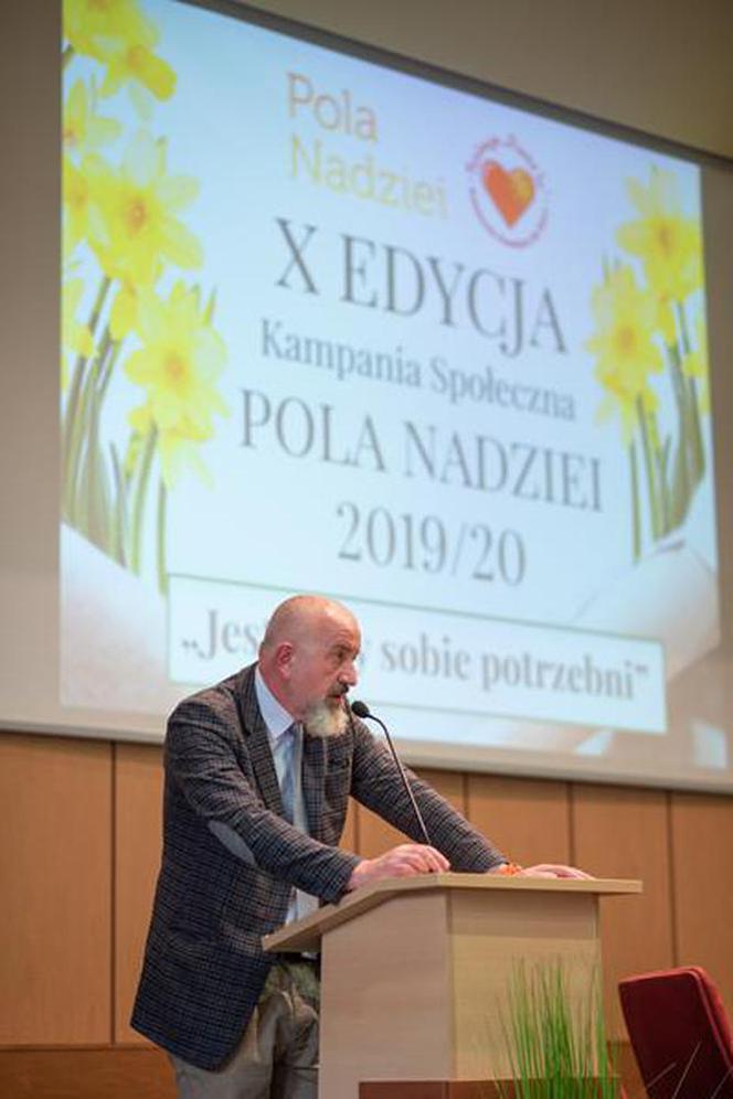 Fundacja "Pomóż Im". Po raz dziesiąty zaczęli siać Pola Nadziei [ZDJĘCIA]