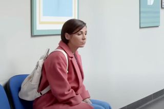 Pierwsza miłość, odcinek 3977: Kinga wstrząśnięta wynikami badań! Janek nie będzie umiał jej pomóc 