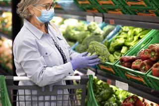 Dieta po COVID-19: praktyczne wskazówki i lista produktów. Co jeść po przebytej infekcji?