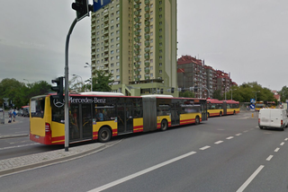 Wrocław: Alarmy bombowe w autobusie linii 132 na Strzegomskiej, w tramwaju przy Galerii Dominikańskiej i na przystanku przy Magnolii [AKTUALIZACJA]