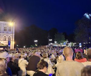 Największe przeboje z lat 70. i 80. rozbrzmiały w Kaliszu. Za nami Święto Rzeki Prosny