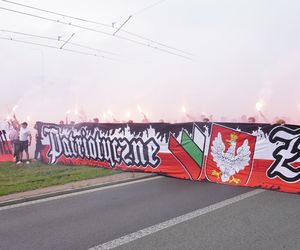 Godzina W w Sosnowcu. Mieszkańcy Zagłębia oddali hołd w 81. rocznicę Powstania Warszawskiego