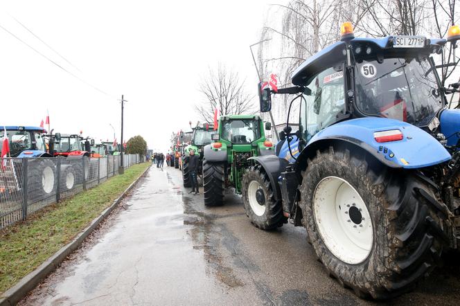 Strajk rolników. Na Śląsku blokują główne drogi