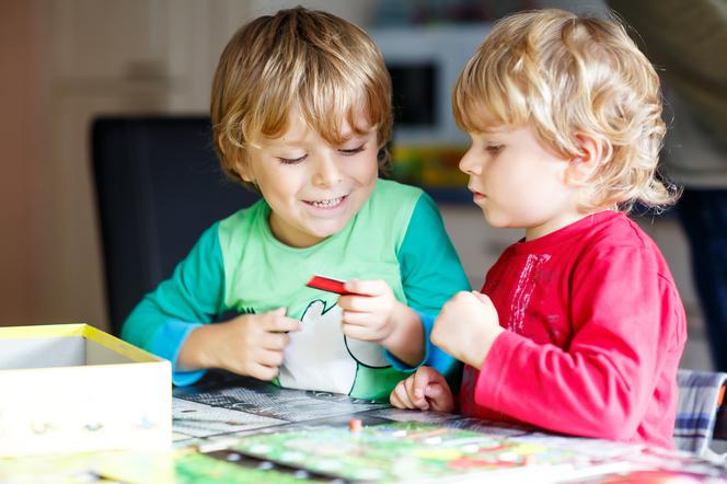 Gry dla czterolatka - w co się bawić z dzieckiem w wolnym czasie?