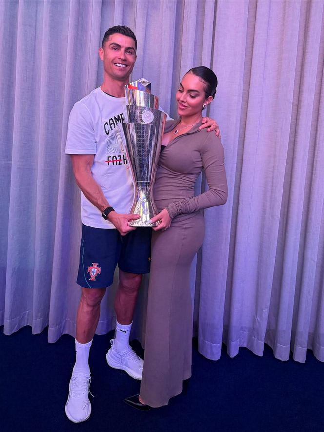 Cristiano Ronaldo zaręczył się ukochanej! Georgina Rodriguez powiedziała "TAK"!