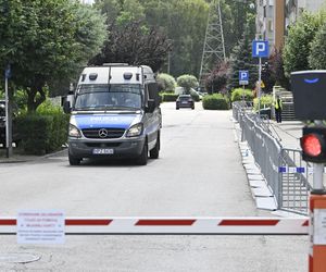 Mieszkańcy Ząbek wracają do swoich mieszkań po najpotrzebniejsze rzeczy