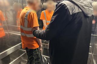 Katowice: Uczeń wracał autobusem ze szkoły. Został zaatakowany nożem. Sprawca usłyszał zarzut