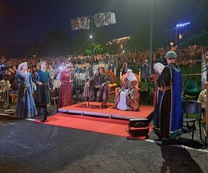 Małopolskie Królewskie Widowisko na Wiśle w ramach 24. Parady Smoków