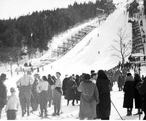 Mija 100 lat od otwarcia Wielkiej Krokwi. Jak powstawał legendarny obiekt? 