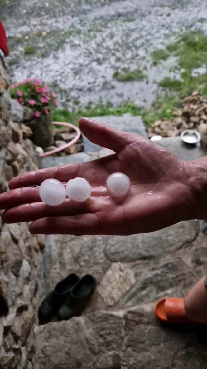 Potężne burze z gradem na Dolnym Śląsku. Są podtopienia 