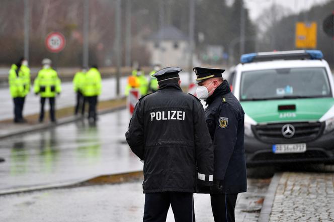 Szybkie testy na koronawirusa na przejściach Linken-Lubieszyn oraz Ahlbeck-Świnoujście