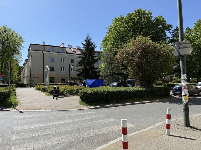 Zwłoki mężczyzny w Ursusie. Na miejscu pracuje prokurator