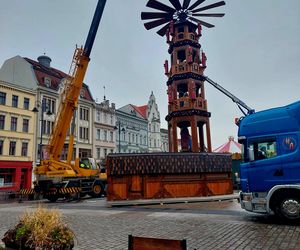 Bydgoszczanie już myślą o Świętach Bożego Narodzenia. To jedyny w Polsce jarmark na moście