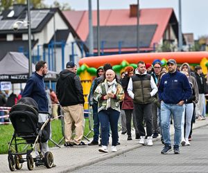 Serca na kołach. Akcja charytatywna na stadionie w Tychach
