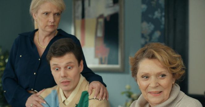 Barwy szczęścia odc. 3217. Józefina Rawiczowa (Elżbieta Jarosik), Kacper (Jakub Szlachetka), Małgorzata (Adrianna Biedrzyńska)