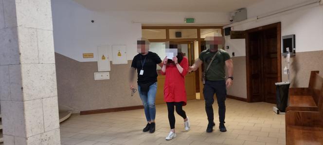 Pijana wjechała samochodem do sklepu. Areszt dla 36-latki