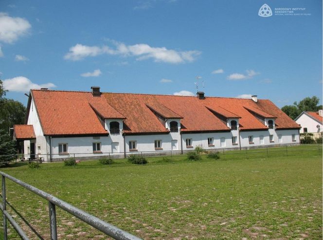 To najpiękniejszy pałac w woj. warmińsko-mazurskim. Sztuczna inteligencja nie miała wątpliwości