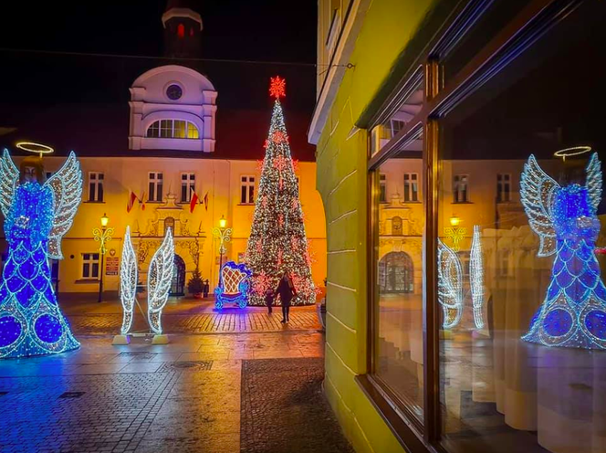 Iluminacje świąteczne w Żarach