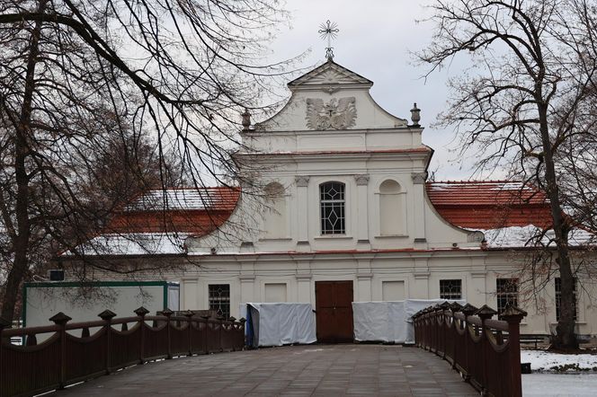 Zimowy spacer po roztoczańskim Zwierzyńcu